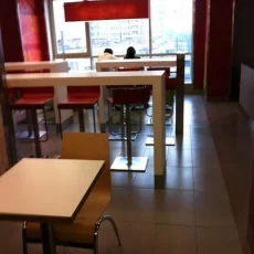 Ресторан быстрого питания KFC на улице Миклухо-Маклая фотография 7